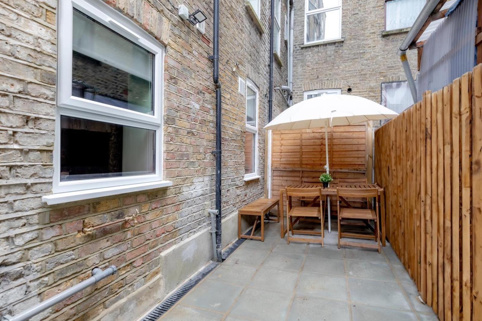 Stylish 2 Bedrooms Flat Sleeps 6 & Garden London Zone 2 Cls Central Exteriér fotografie